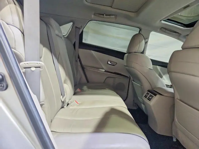 2010 TOYOTA VENZA AWD 4CYL  