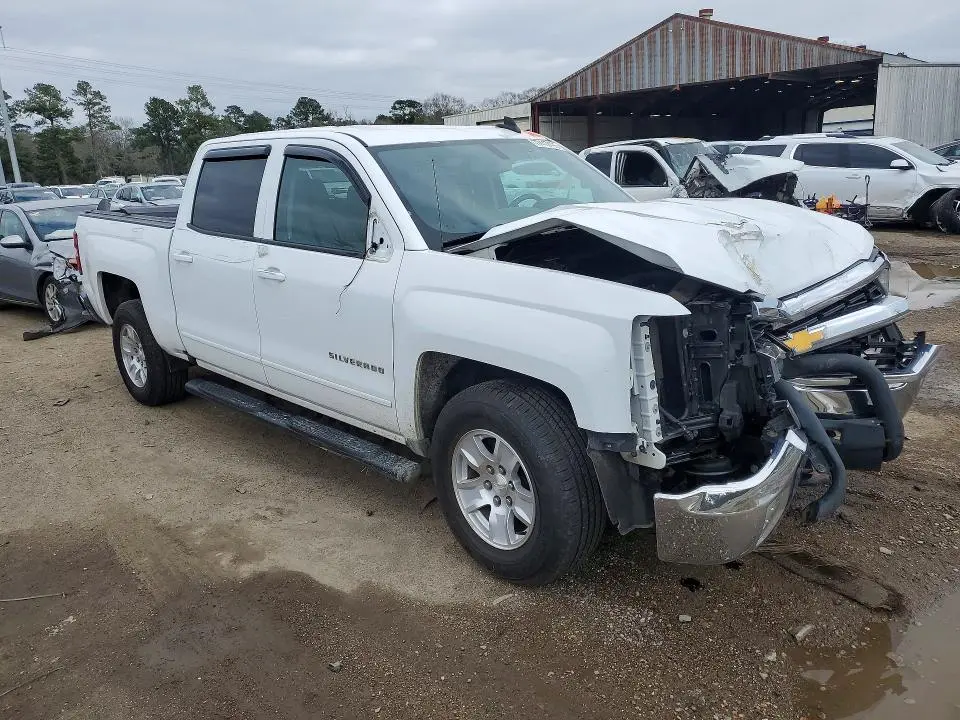 2018 CHEVROLET SILVERADO C1500 LT  