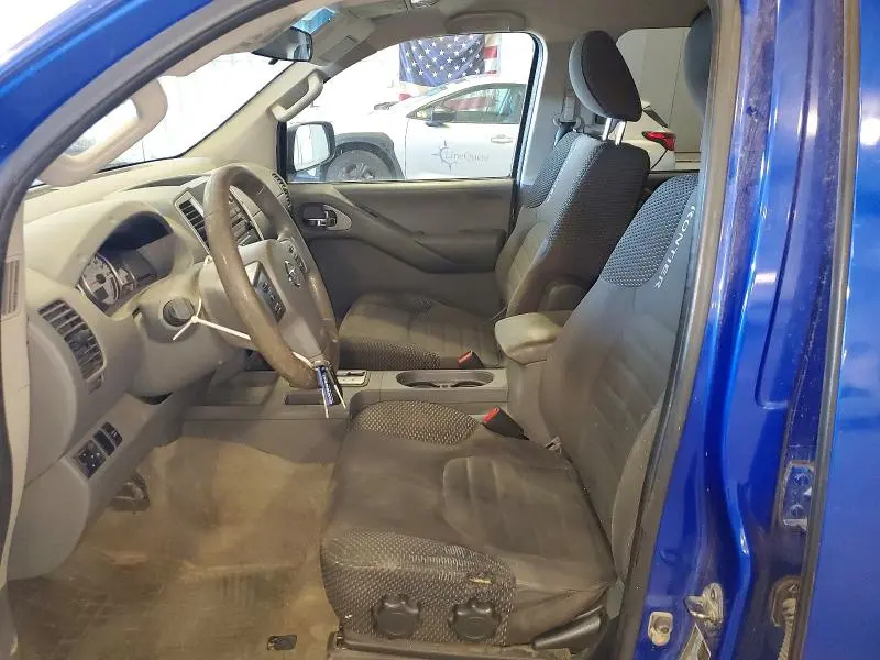 2012 NISSAN FRONTIER S  