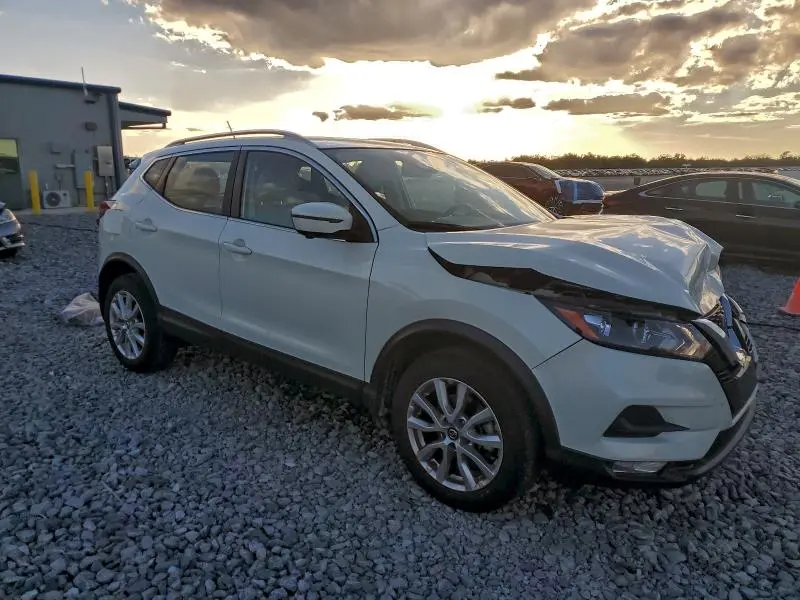 2021 NISSAN ROGUE SPORT SV  