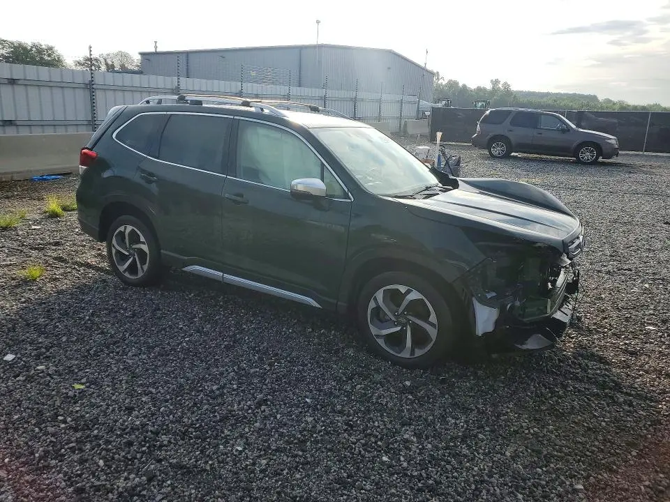 2023 SUBARU FORESTER TOURING  