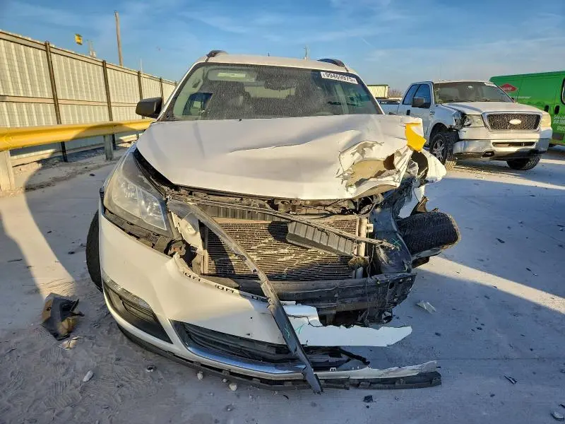 2017 CHEVROLET TRAVERSE LS  