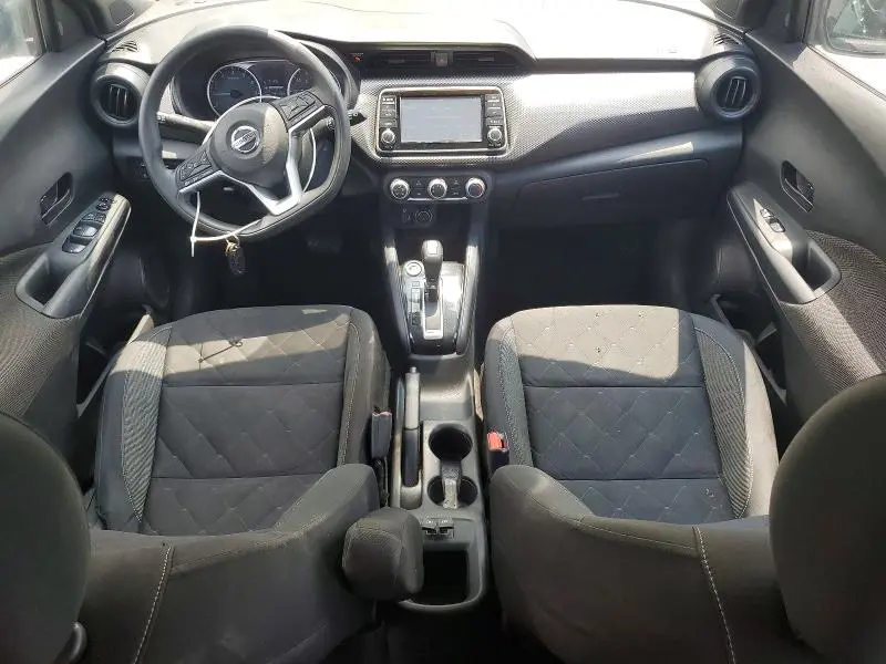2020 NISSAN KICKS S  