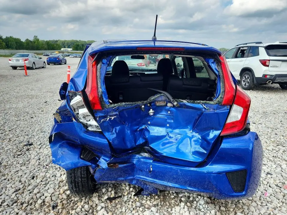 2016 HONDA FIT LX  