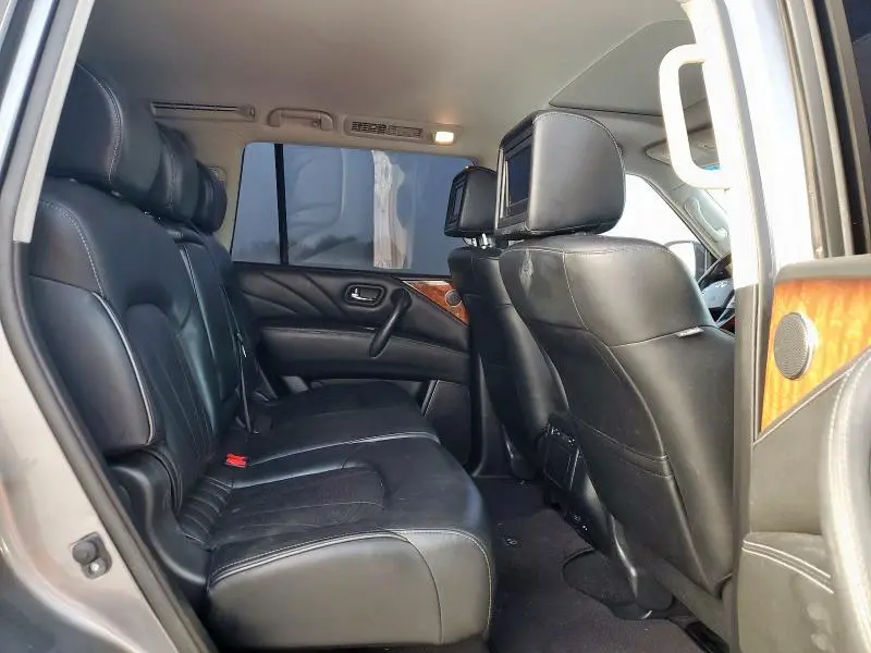2015 INFINITI QX80   