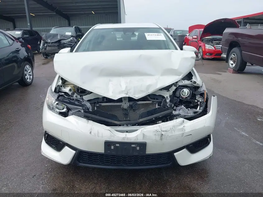 2018 TOYOTA COROLLA IM  