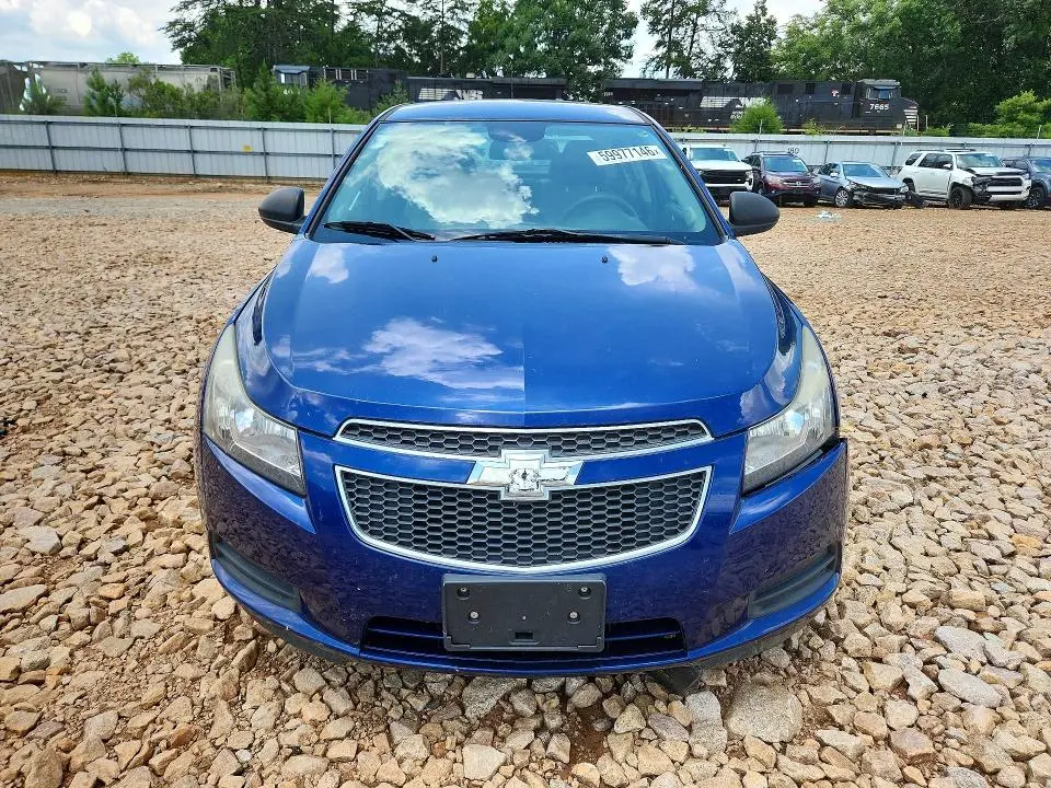 2013 CHEVROLET CRUZE LS  
