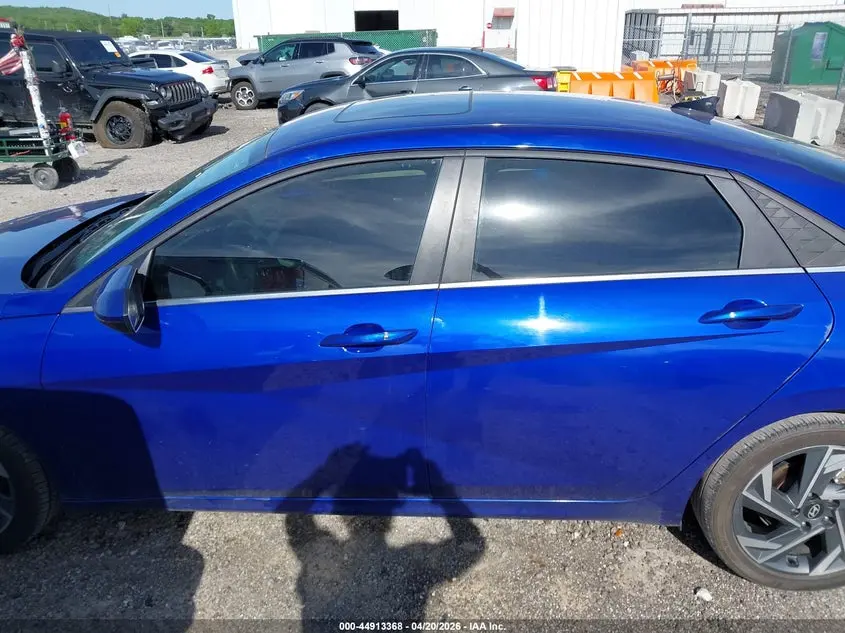 2024 HYUNDAI ELANTRA SEL