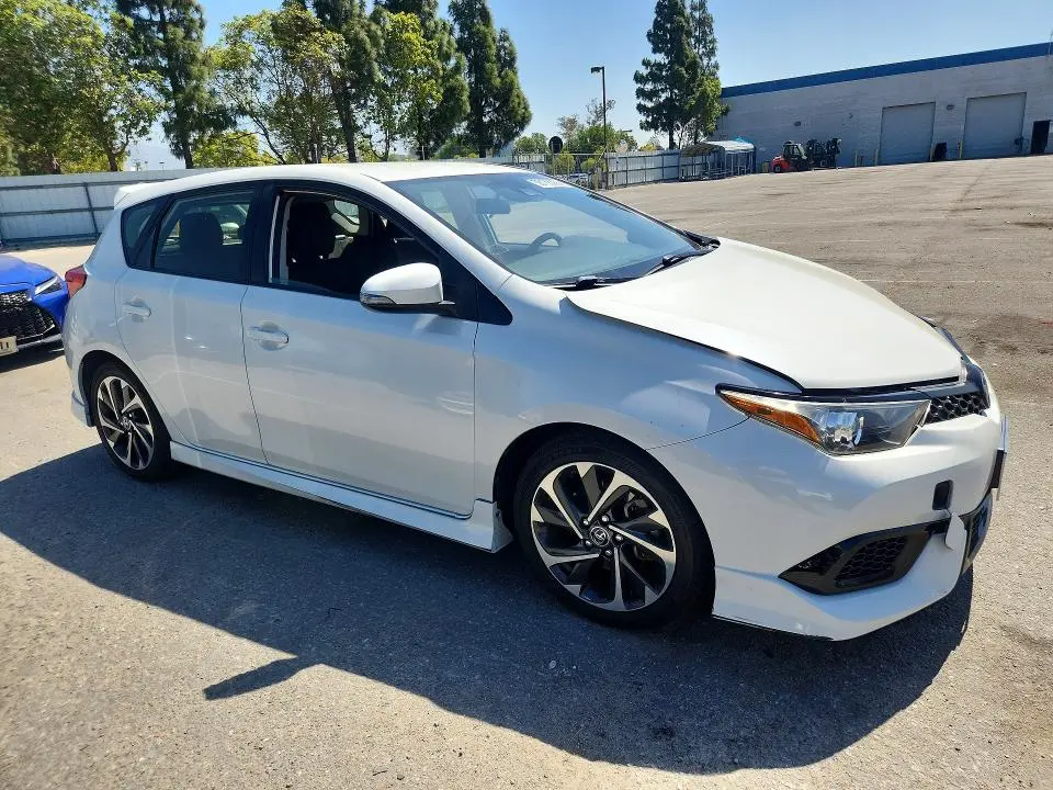 2018 TOYOTA COROLLA IM BASE  