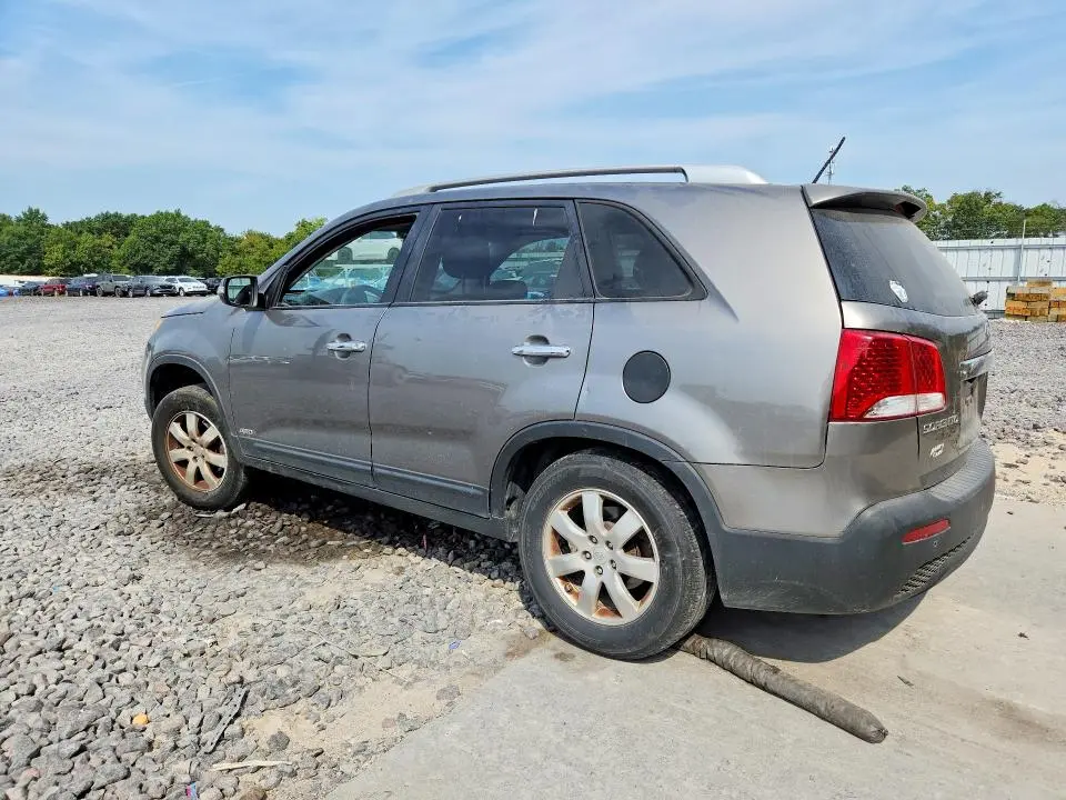 2011 KIA SORENTO LX  