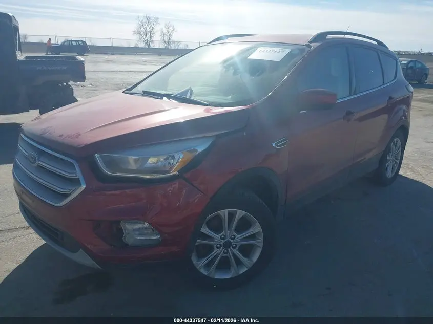 2018 FORD ESCAPE SE