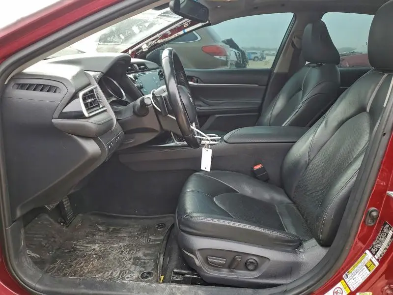 2018 TOYOTA CAMRY XSE  