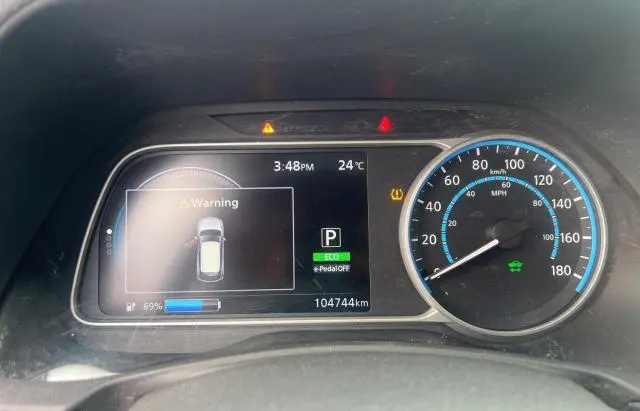 2019 NISSAN LEAF S  