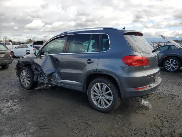 2013 VOLKSWAGEN TIGUAN S  