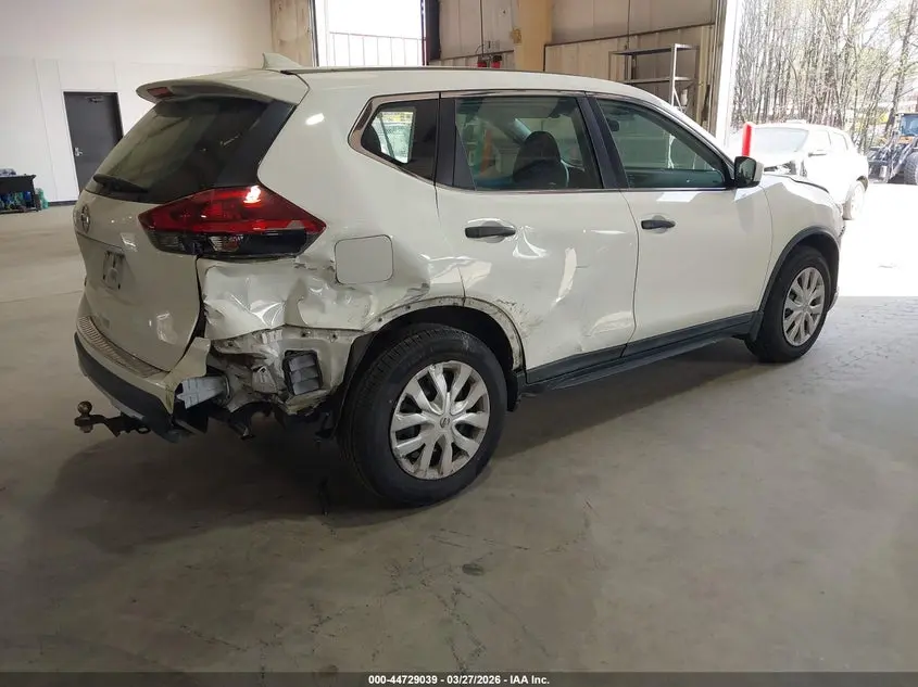 2018 NISSAN ROGUE S