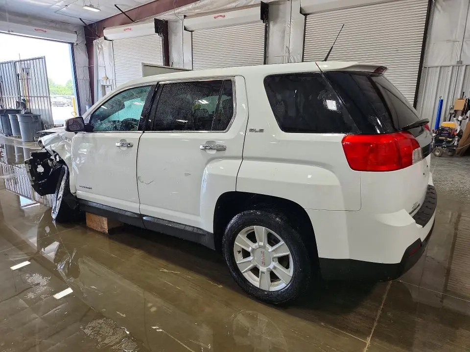 2012 GMC TERRAIN SLE  