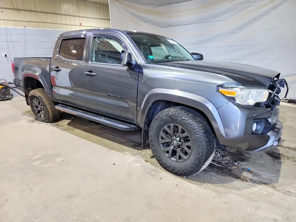 2020 TOYOTA TACOMA SR5 V6  