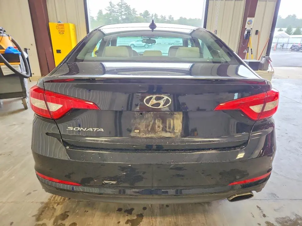 2015 HYUNDAI SONATA SE  