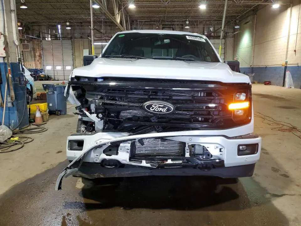 2025 FORD F150 XLT  