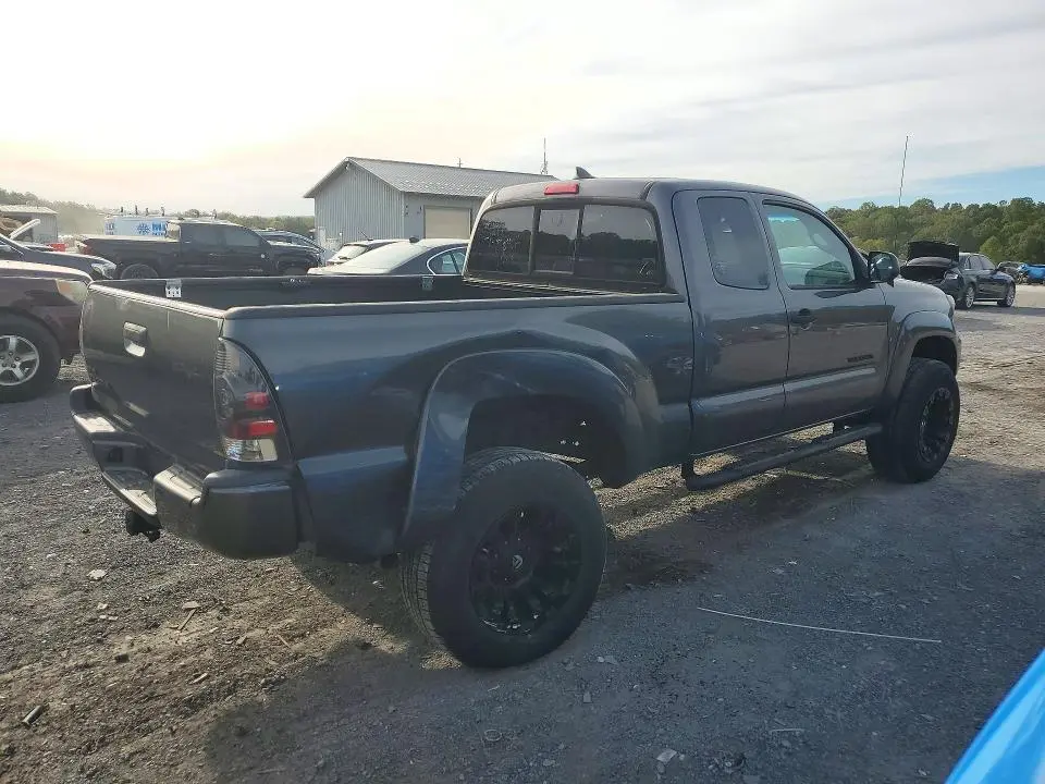 2015 TOYOTA TACOMA BASE  