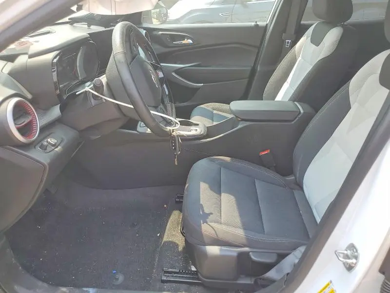 2025 CHEVROLET TRAX 1RS  