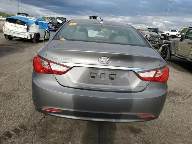 2011 HYUNDAI SONATA SE