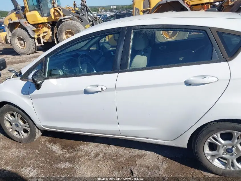 2016 FORD FIESTA SE