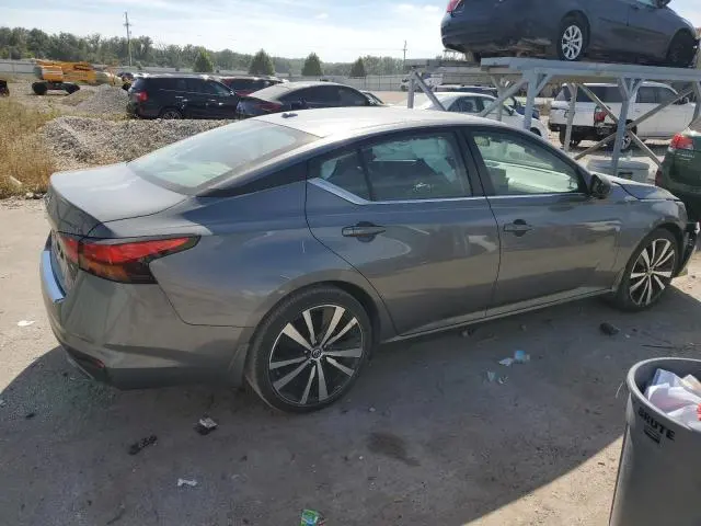 2022 NISSAN ALTIMA SR  
