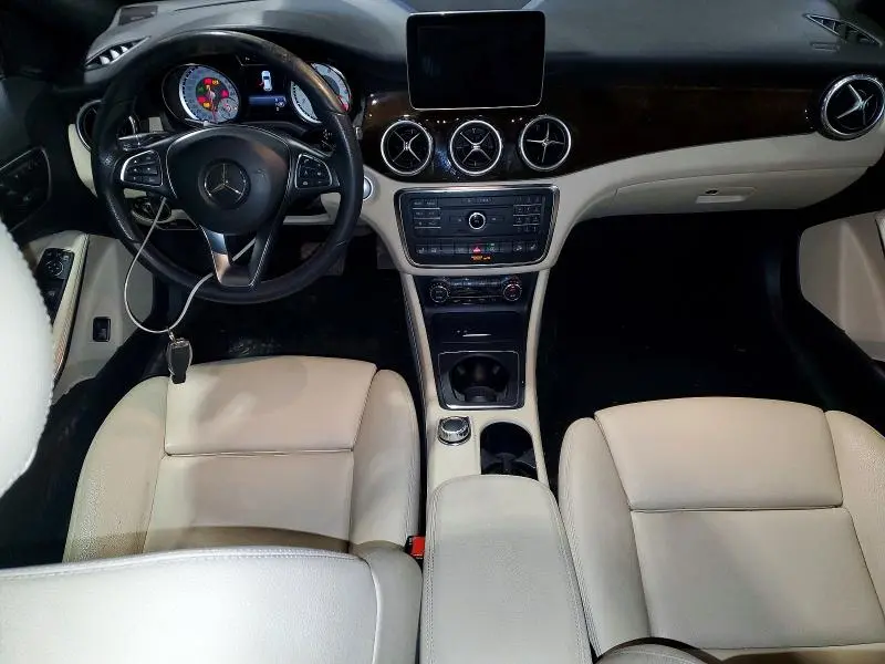 2017 MERCEDES-BENZ GLA 250 4MATIC  