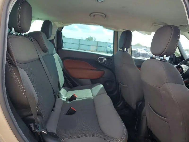 2014 FIAT 500L TREKKING  