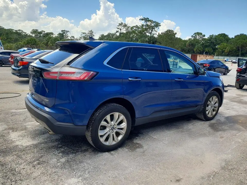2022 FORD EDGE TITANIUM  