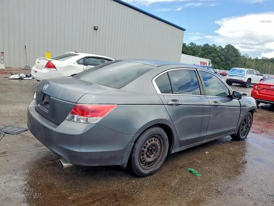 2010 HONDA ACCORD LX  