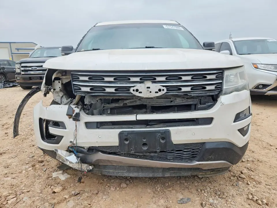 2016 FORD EXPLORER XLT  