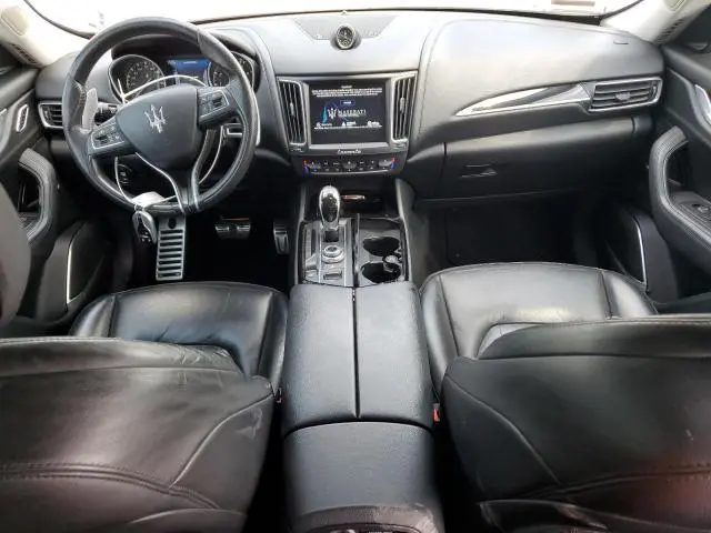 2017 MASERATI LEVANTE SPORT  