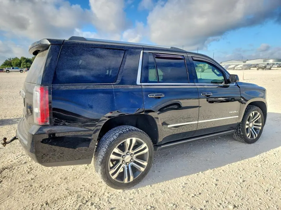 2018 GMC YUKON DENALI  