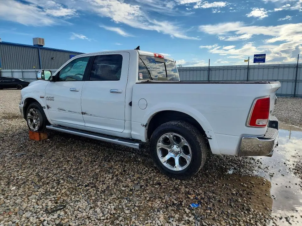 2016 RAM 1500 LARAMIE  