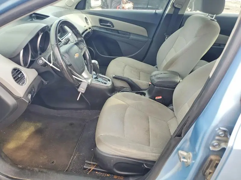 2012 CHEVROLET CRUZE LT  