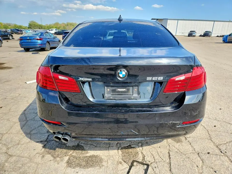 2016 BMW 528 XI  