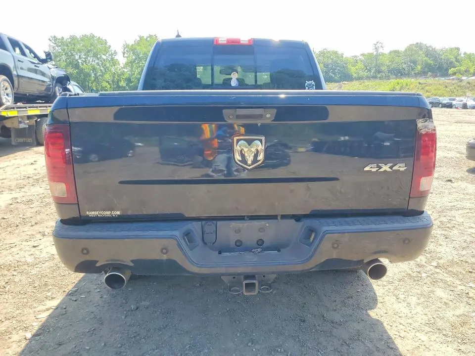 2013 RAM 1500 SPORT  