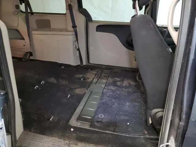 2013 DODGE GRAND CARAVAN SE  