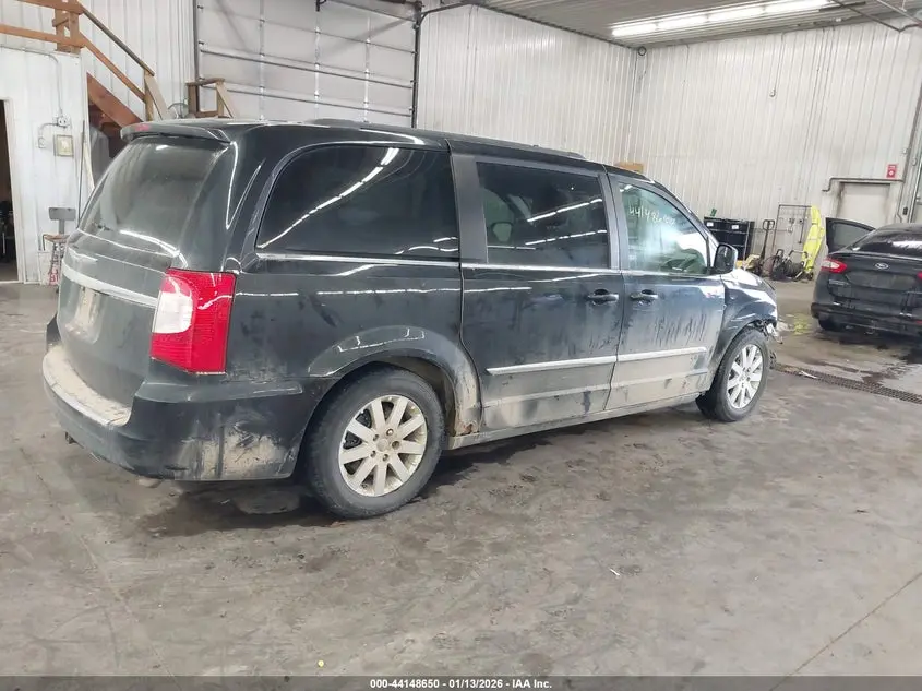 2012 CHRYSLER TOWN & COUNTRY TOURING