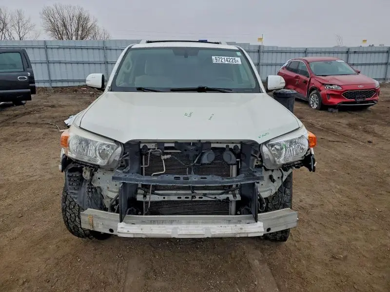 2013 TOYOTA 4RUNNER SR5  