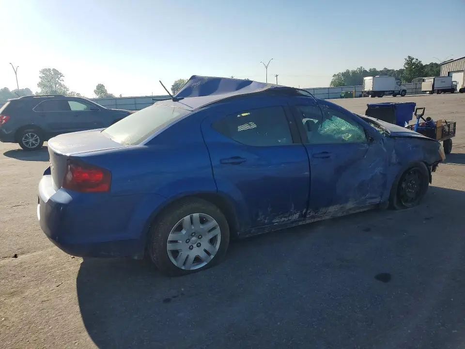 2013 DODGE AVENGER SE  