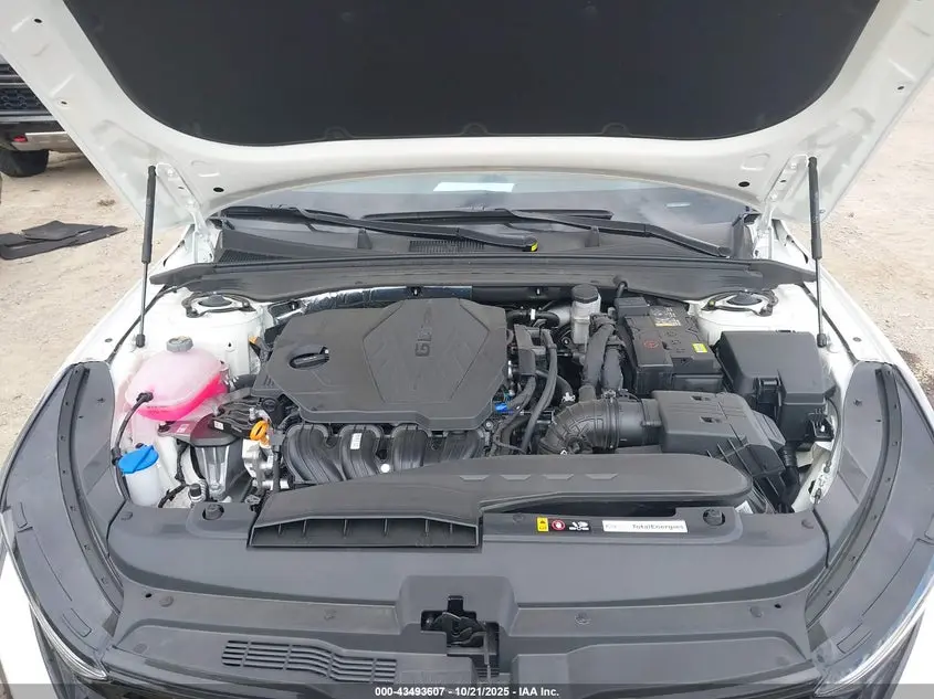 2025 KIA K5 EX