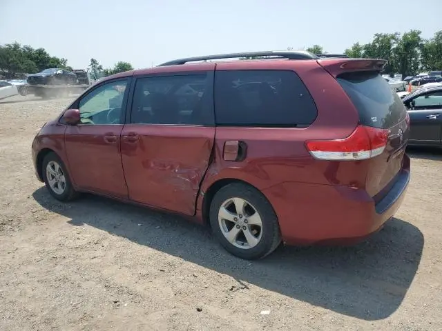 2011 TOYOTA SIENNA LE  