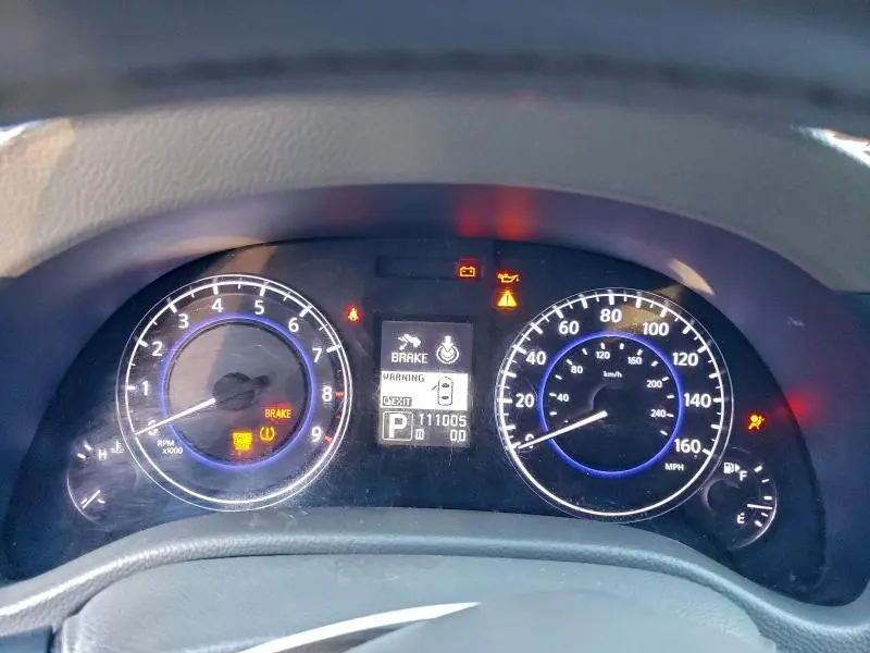 2010 INFINITI G37 BASE  