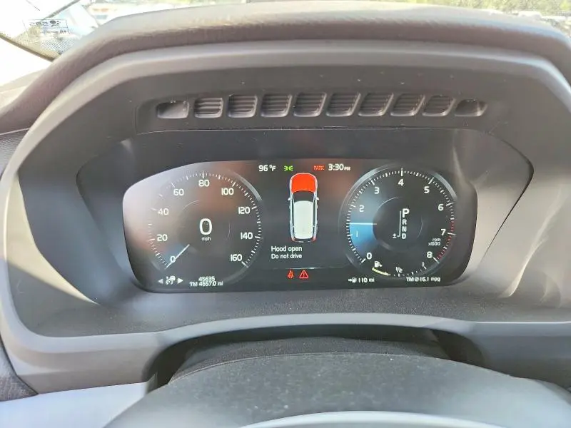 2022 VOLVO XC90 T5 MOMENTUM  
