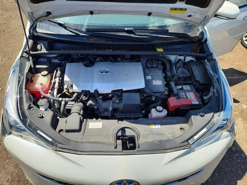 2018 TOYOTA PRIUS FOUR TOURING  