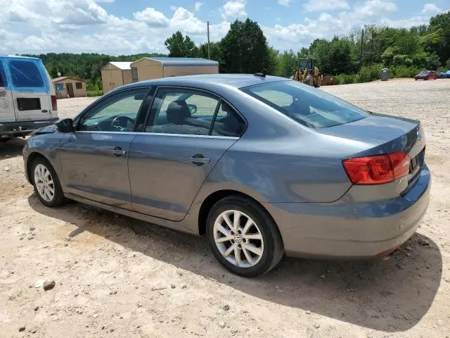 2013 VOLKSWAGEN JETTA SE  