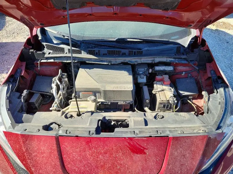 2019 NISSAN LEAF SL  